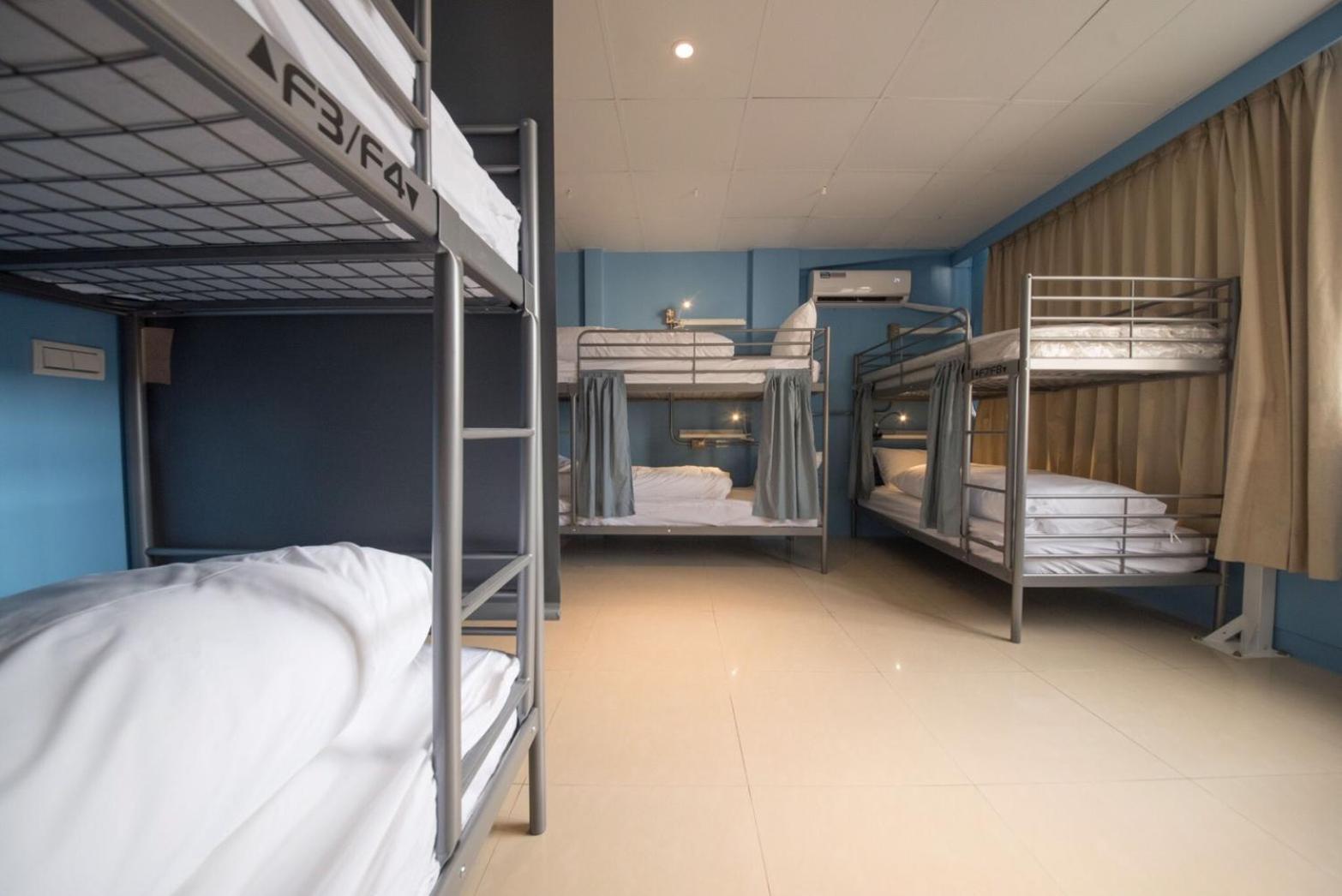 Deer Traveler Hostel Юйчи Экстерьер фото