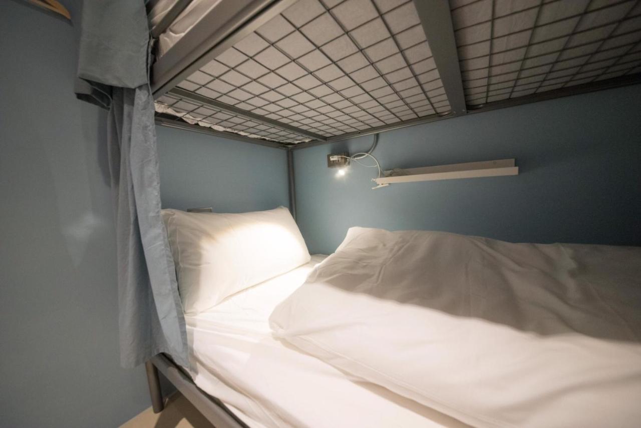 Deer Traveler Hostel Юйчи Экстерьер фото