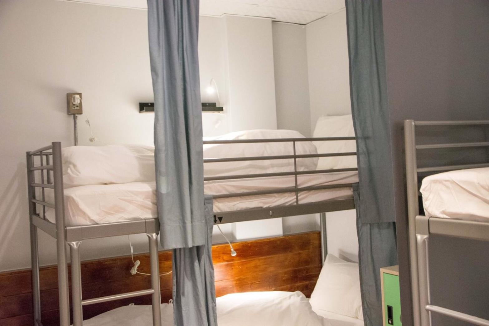 Deer Traveler Hostel Юйчи Экстерьер фото