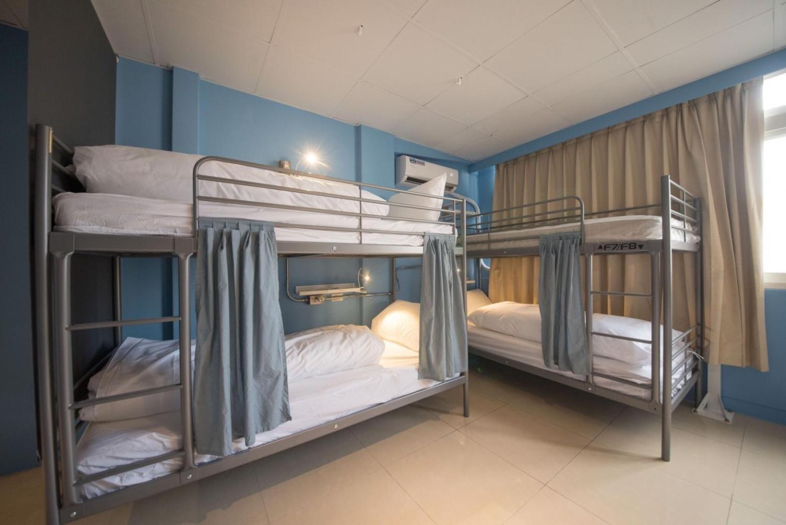 Deer Traveler Hostel Юйчи Экстерьер фото